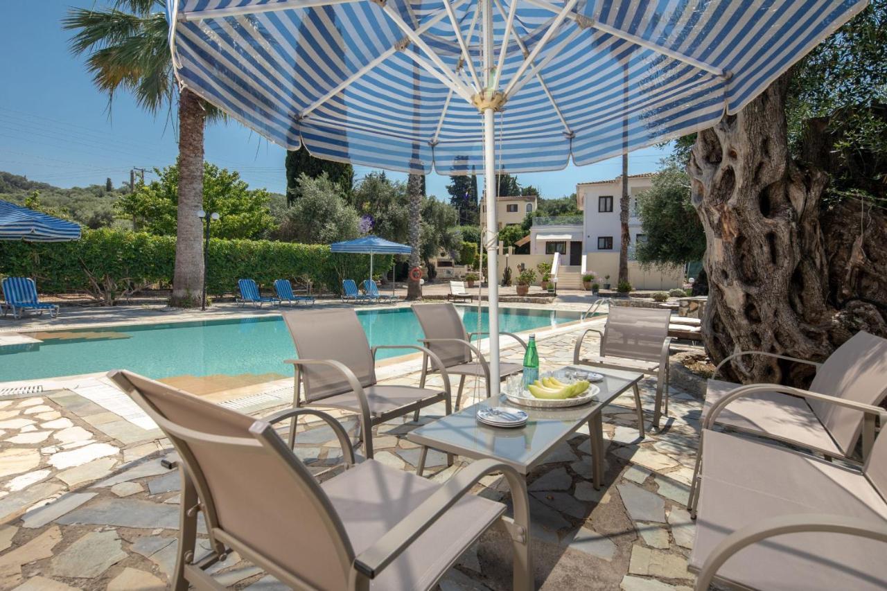 Villa Lianolia Peritheia Buitenkant foto